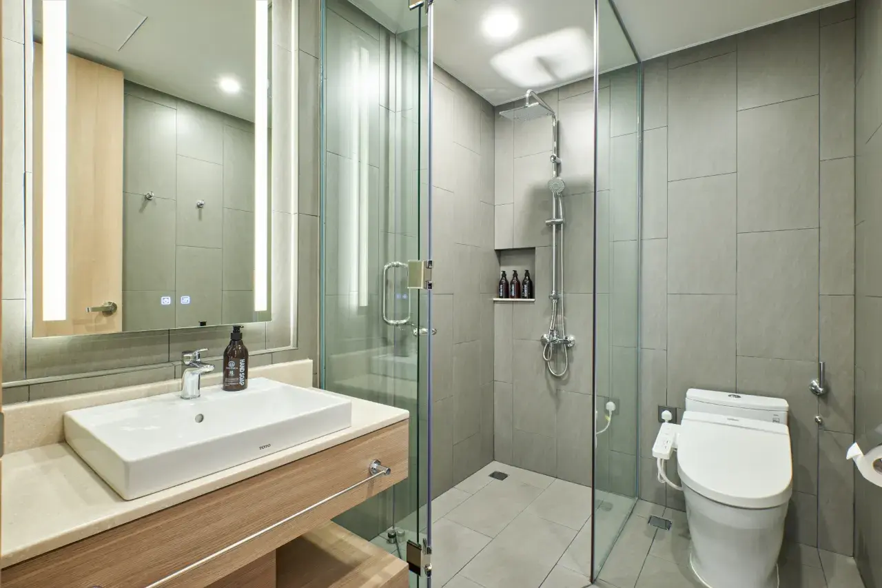 Sotetsu Grand Fresa Saigon (3)
