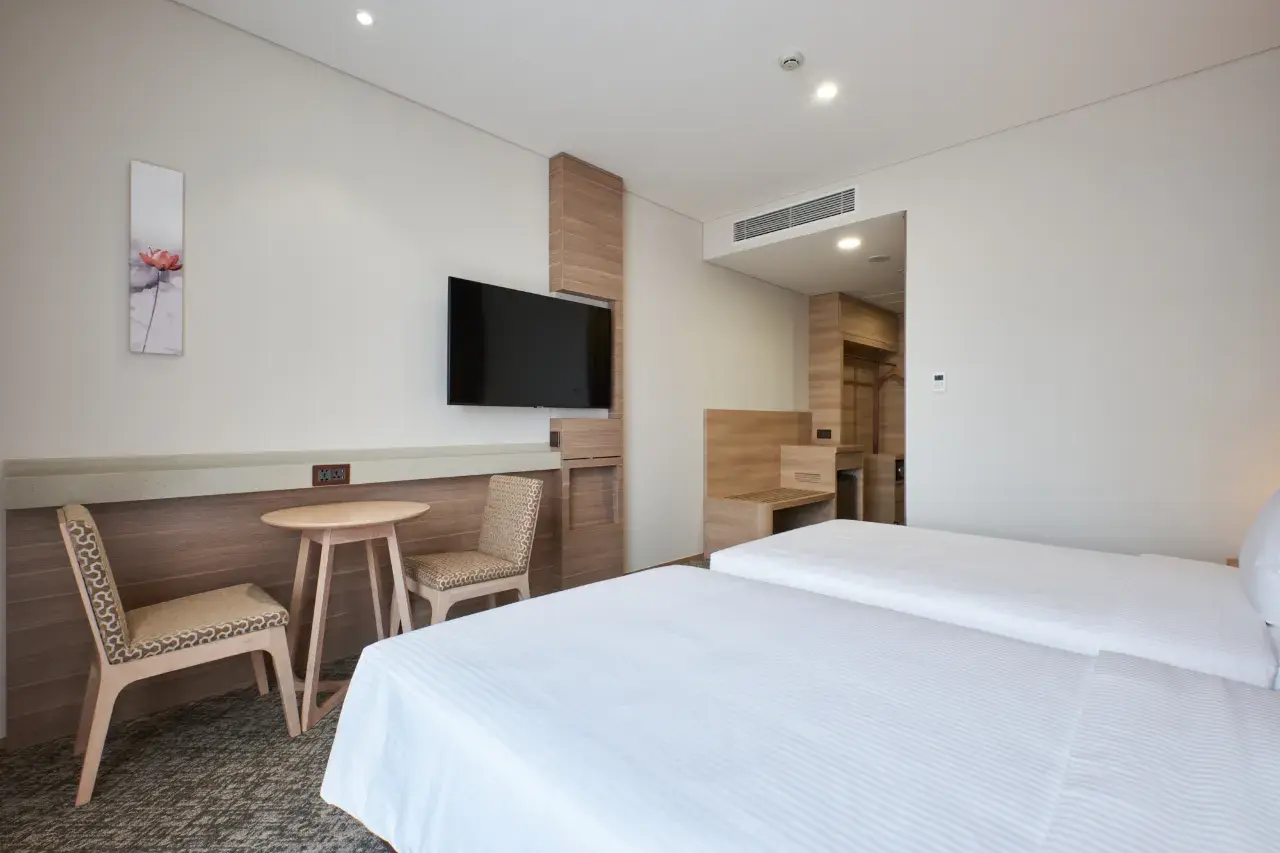 Sotetsu Grand Fresa Saigon (6)